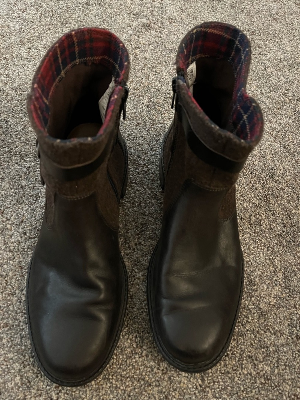 Merrell Women’s Legacy Short Boot in Bracken